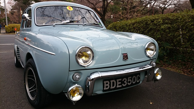 国立 クラシックカー