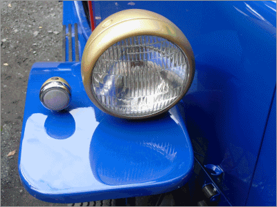 国産初のガソリン自動車タクリー号レプリカ